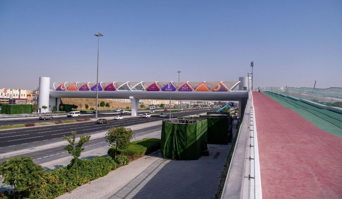 Pedestrian bridge